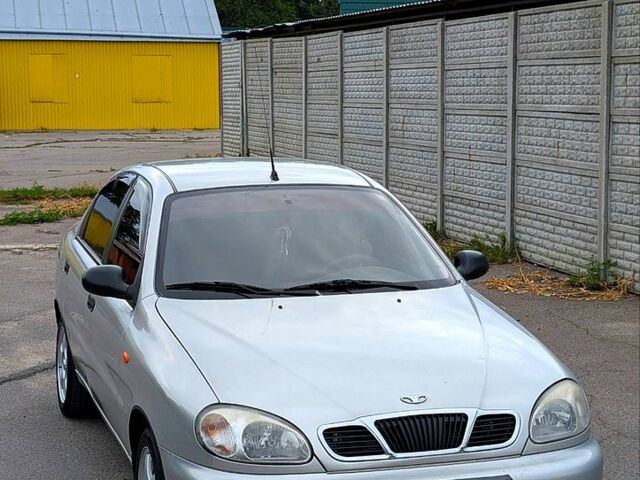 Серый Дэу Ланос, объемом двигателя 1.5 л и пробегом 149 тыс. км за 3200 $, фото 1 на Automoto.ua