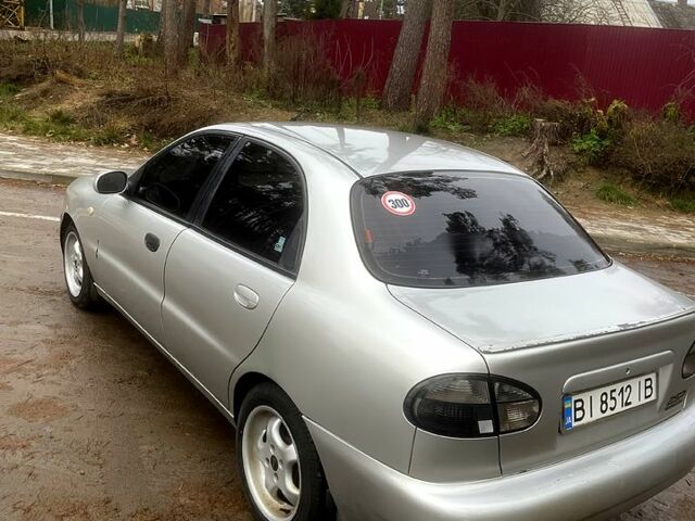 Серый Дэу Ланос, объемом двигателя 2 л и пробегом 253 тыс. км за 2500 $, фото 1 на Automoto.ua