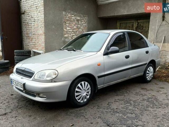 Сірий Деу Ланос, об'ємом двигуна 1.5 л та пробігом 181 тис. км за 1950 $, фото 1 на Automoto.ua