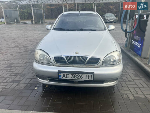 Сірий Деу Ланос, об'ємом двигуна 1.39 л та пробігом 220 тис. км за 2200 $, фото 1 на Automoto.ua