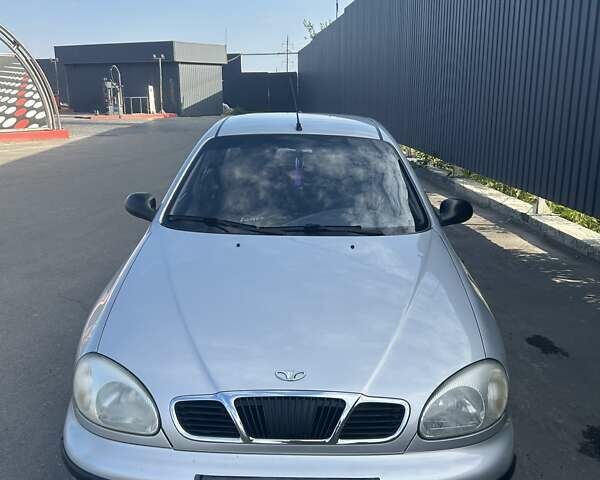 Серый Дэу Ланос, объемом двигателя 1.5 л и пробегом 52 тыс. км за 3200 $, фото 1 на Automoto.ua