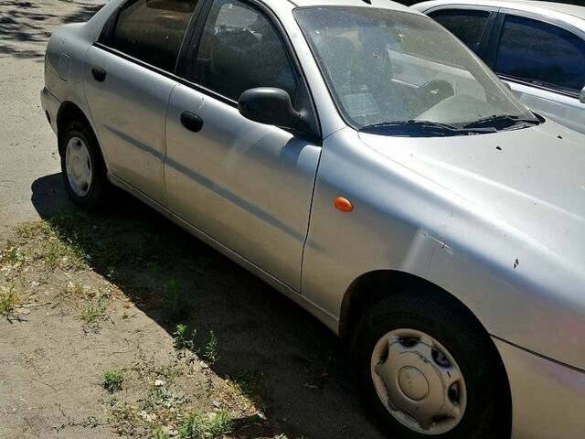 Серый Дэу Ланос, объемом двигателя 1.4 л и пробегом 200 тыс. км за 1700 $, фото 1 на Automoto.ua