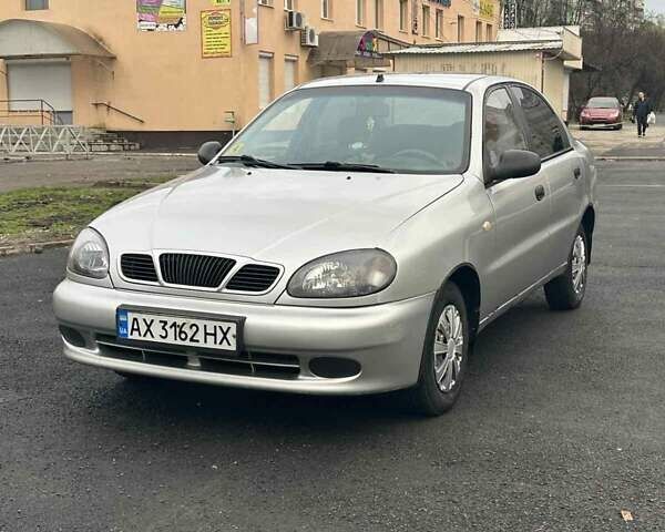 Серый Дэу Ланос, объемом двигателя 1.5 л и пробегом 267 тыс. км за 2799 $, фото 1 на Automoto.ua