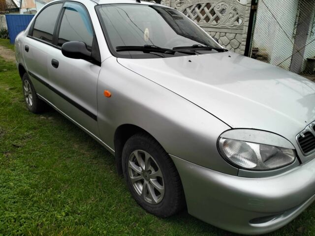 Сірий Деу Ланос, об'ємом двигуна 1.5 л та пробігом 230 тис. км за 1900 $, фото 1 на Automoto.ua