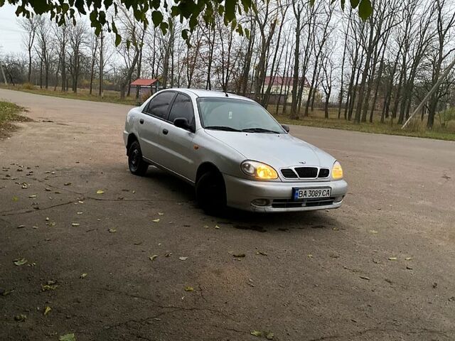 Серый Дэу Ланос, объемом двигателя 1.4 л и пробегом 230 тыс. км за 1750 $, фото 1 на Automoto.ua