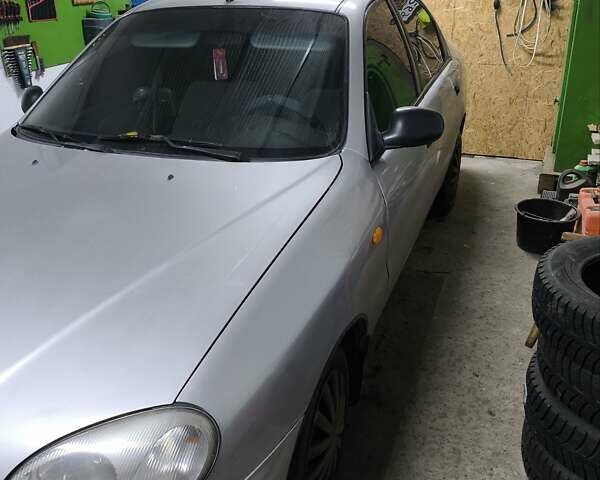 Серый Дэу Ланос, объемом двигателя 1.5 л и пробегом 280 тыс. км за 1700 $, фото 1 на Automoto.ua