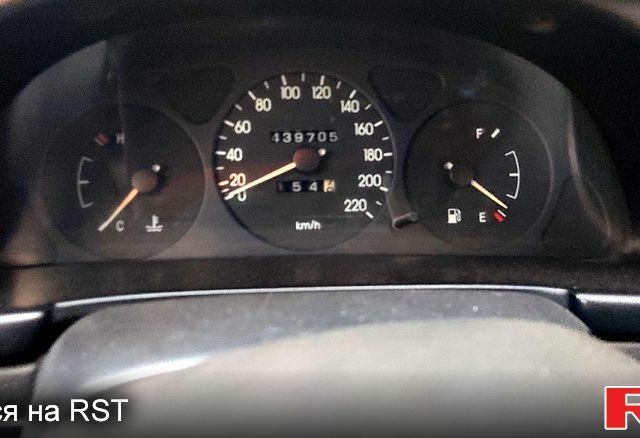 Серый Дэу Ланос, объемом двигателя 1.5 л и пробегом 439 тыс. км за 1500 $, фото 1 на Automoto.ua