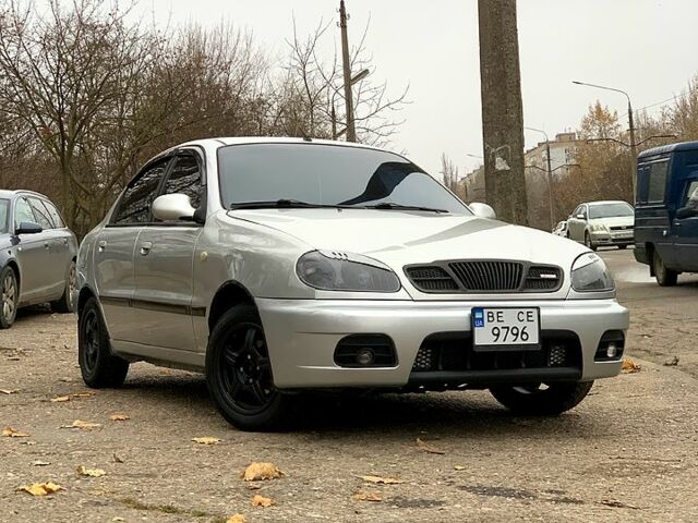 Серый Дэу Ланос, объемом двигателя 1.5 л и пробегом 384 тыс. км за 2999 $, фото 1 на Automoto.ua