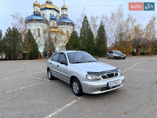 Серый Дэу Ланос, объемом двигателя 1.5 л и пробегом 180 тыс. км за 2950 $, фото 1 на Automoto.ua