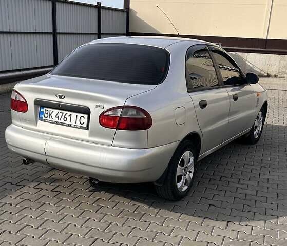 Серый Дэу Ланос, объемом двигателя 1.5 л и пробегом 200 тыс. км за 1650 $, фото 1 на Automoto.ua