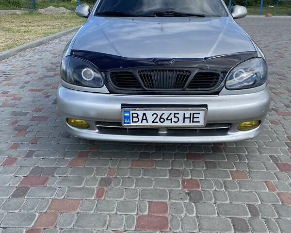 Серый Дэу Ланос, объемом двигателя 1.5 л и пробегом 290 тыс. км за 2400 $, фото 1 на Automoto.ua