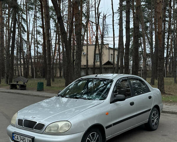 Серый Дэу Ланос, объемом двигателя 1.5 л и пробегом 230 тыс. км за 2340 $, фото 1 на Automoto.ua