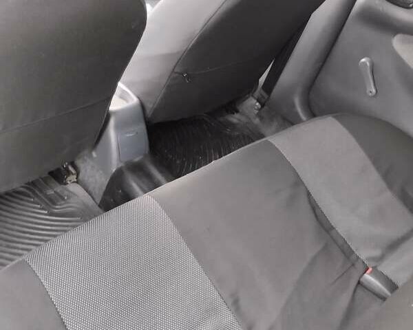 Серый Дэу Ланос, объемом двигателя 1.5 л и пробегом 260 тыс. км за 2000 $, фото 1 на Automoto.ua