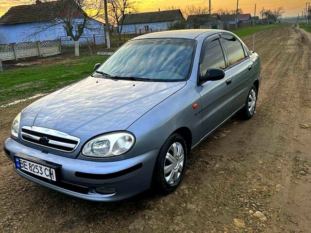 Серый Дэу Ланос, объемом двигателя 1.5 л и пробегом 211 тыс. км за 2500 $, фото 1 на Automoto.ua