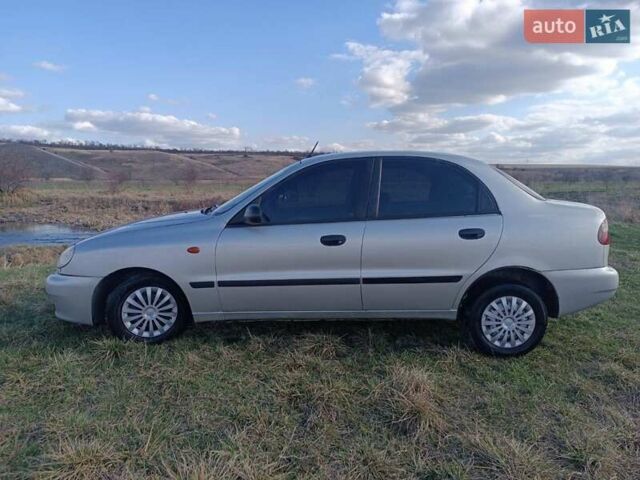 Серый Дэу Ланос, объемом двигателя 1.6 л и пробегом 299 тыс. км за 1720 $, фото 1 на Automoto.ua