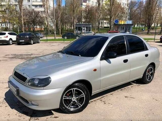 Сірий Деу Ланос, об'ємом двигуна 1.5 л та пробігом 48 тис. км за 1331 $, фото 1 на Automoto.ua