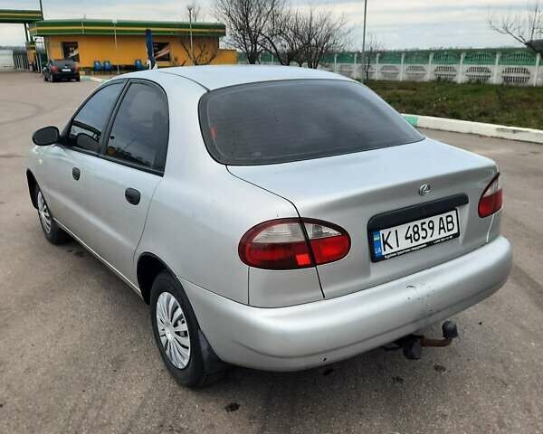 Серый Дэу Ланос, объемом двигателя 1.5 л и пробегом 160 тыс. км за 3100 $, фото 1 на Automoto.ua