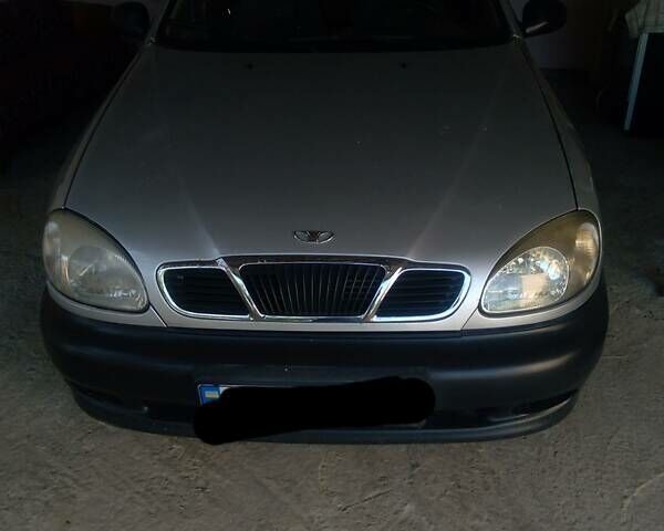 Сірий Деу Ланос, об'ємом двигуна 1.5 л та пробігом 252 тис. км за 1800 $, фото 1 на Automoto.ua