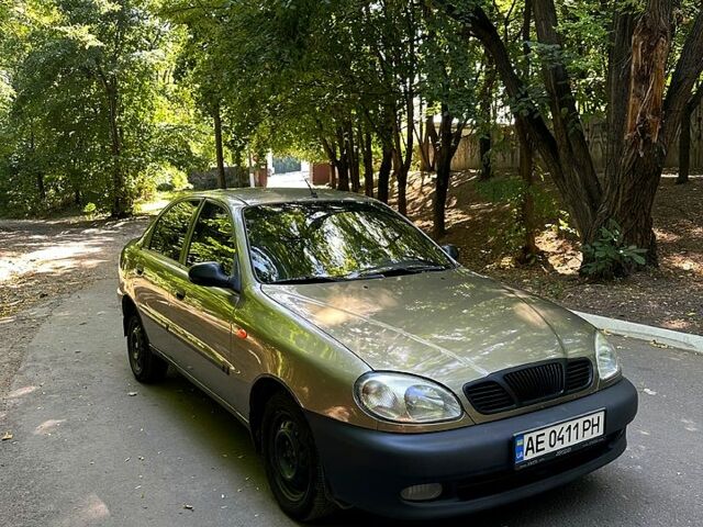 Серый Дэу Ланос, объемом двигателя 1.5 л и пробегом 229 тыс. км за 2499 $, фото 1 на Automoto.ua