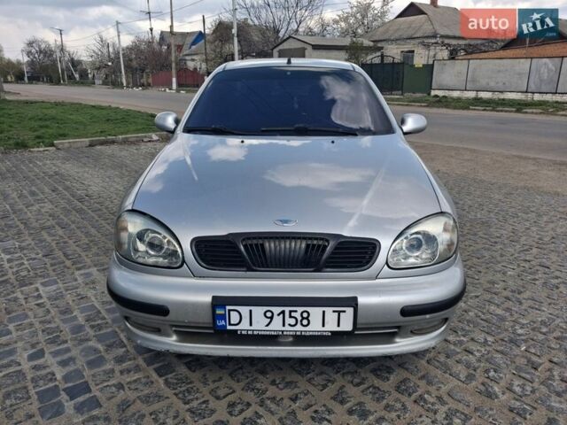 Сірий Деу Ланос, об'ємом двигуна 1.5 л та пробігом 261 тис. км за 1500 $, фото 1 на Automoto.ua