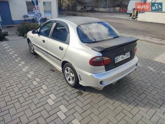 Серый Дэу Ланос, объемом двигателя 1.5 л и пробегом 382 тыс. км за 2100 $, фото 1 на Automoto.ua