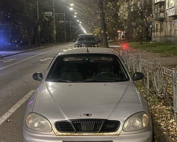 Серый Дэу Ланос, объемом двигателя 1.5 л и пробегом 370 тыс. км за 1700 $, фото 1 на Automoto.ua