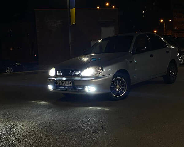 Серый Дэу Ланос, объемом двигателя 1.5 л и пробегом 273 тыс. км за 2400 $, фото 1 на Automoto.ua