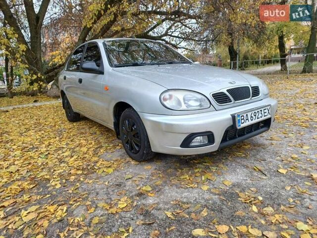 Дэу Ланос 2007 в Кропивницком (Кировограде) на Automoto.ua Серый Дэу Ланос, объемом двигателя 1.5 л и пробегом 249 тыс. км за 2850 $, фото 1 на Automoto.ua