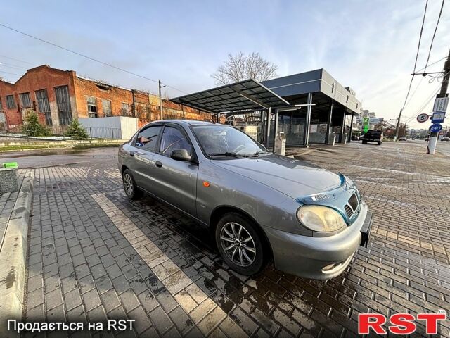 Серый Дэу Ланос, объемом двигателя 1.5 л и пробегом 220 тыс. км за 3000 $, фото 1 на Automoto.ua