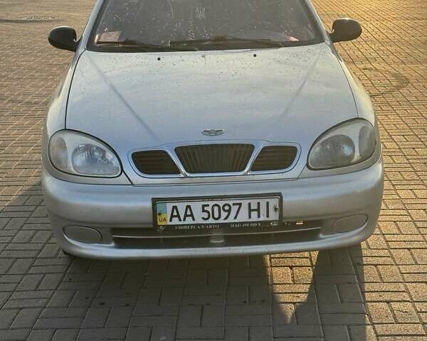 Серый Дэу Ланос, объемом двигателя 1.5 л и пробегом 225 тыс. км за 2400 $, фото 1 на Automoto.ua