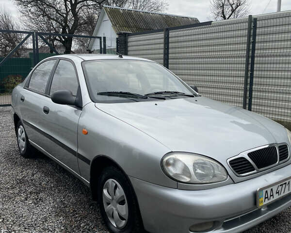 Сірий Деу Ланос, об'ємом двигуна 1.5 л та пробігом 304 тис. км за 2500 $, фото 1 на Automoto.ua