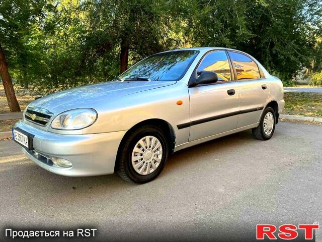 Серый Дэу Ланос, объемом двигателя 1.5 л и пробегом 250 тыс. км за 2900 $, фото 1 на Automoto.ua