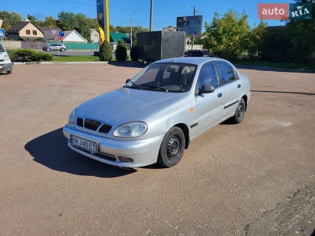 Сірий Деу Ланос, об'ємом двигуна 1.5 л та пробігом 318 тис. км за 900 $, фото 1 на Automoto.ua