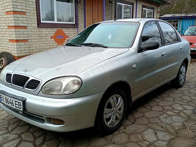 Сірий Деу Ланос, об'ємом двигуна 1.6 л та пробігом 223 тис. км за 1950 $, фото 1 на Automoto.ua