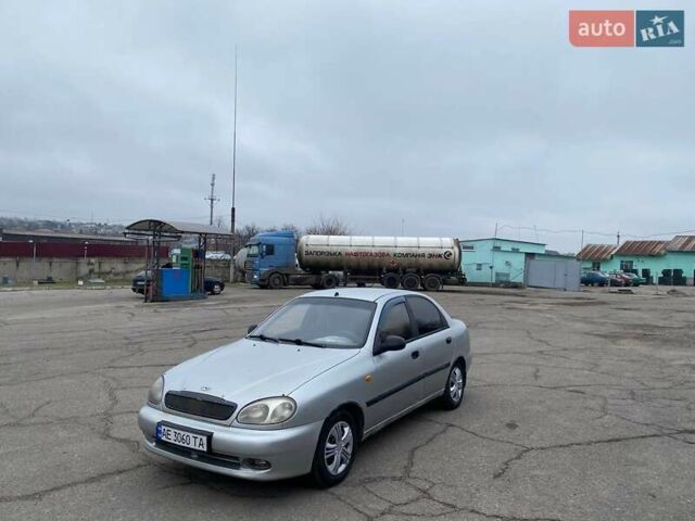 Серый Дэу Ланос, объемом двигателя 1.5 л и пробегом 250 тыс. км за 1150 $, фото 1 на Automoto.ua