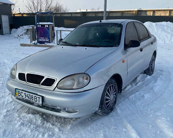 Сірий Деу Ланос, об'ємом двигуна 1.5 л та пробігом 170 тис. км за 2000 $, фото 1 на Automoto.ua