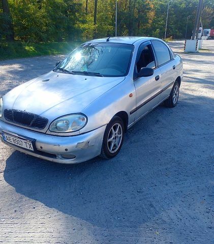Серый Дэу Ланос, объемом двигателя 1.5 л и пробегом 315 тыс. км за 1400 $, фото 1 на Automoto.ua