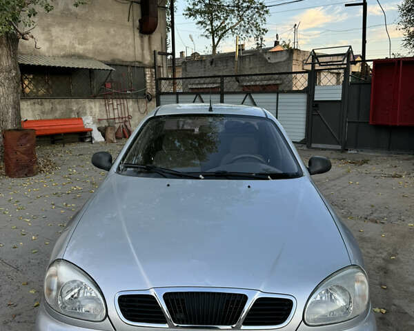Сірий Деу Ланос, об'ємом двигуна 1.39 л та пробігом 150 тис. км за 2600 $, фото 1 на Automoto.ua