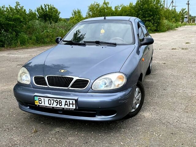 Серый Дэу Ланос, объемом двигателя 1.5 л и пробегом 285 тыс. км за 2499 $, фото 1 на Automoto.ua