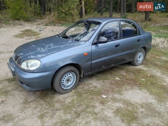 Серый Дэу Ланос, объемом двигателя 1.5 л и пробегом 130 тыс. км за 2000 $, фото 1 на Automoto.ua