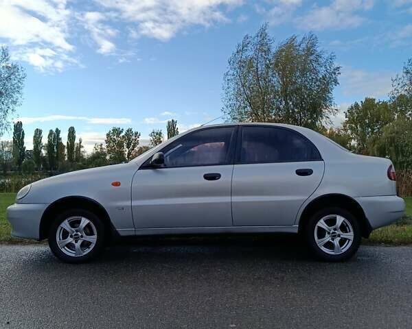 Дэу Ланос 2008 в Броварах на Automoto.ua Серый Дэу Ланос, объемом двигателя 1.5 л и пробегом 62 тыс. км за 4200 $, фото 1 на Automoto.ua