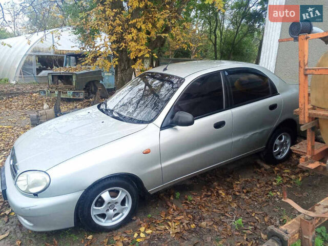 Серый Дэу Ланос, объемом двигателя 1.6 л и пробегом 160 тыс. км за 2200 $, фото 1 на Automoto.ua