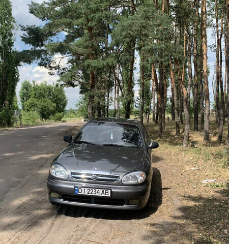 Серый Дэу Ланос, объемом двигателя 1.5 л и пробегом 200 тыс. км за 3000 $, фото 1 на Automoto.ua