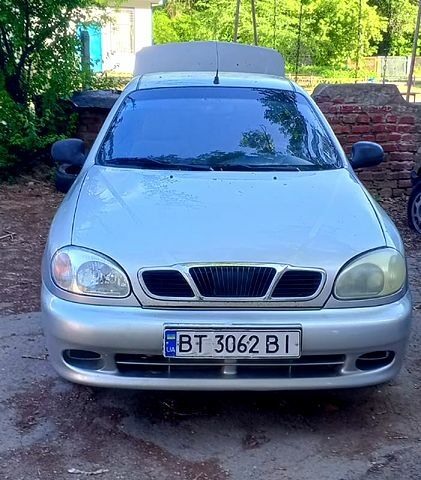 Сірий Деу Ланос, об'ємом двигуна 1.5 л та пробігом 220 тис. км за 1450 $, фото 1 на Automoto.ua