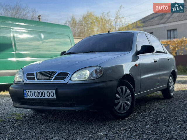 Сірий Деу Ланос, об'ємом двигуна 1.35 л та пробігом 200 тис. км за 1399 $, фото 1 на Automoto.ua