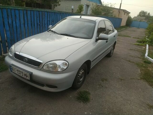 Серый Дэу Ланос, объемом двигателя 0 л и пробегом 157 тыс. км за 2500 $, фото 1 на Automoto.ua