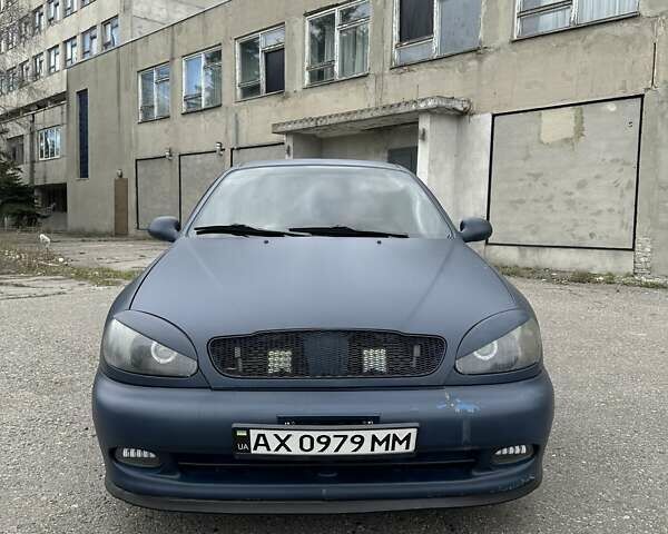 Синій Деу Ланос, об'ємом двигуна 1.5 л та пробігом 297 тис. км за 2550 $, фото 1 на Automoto.ua