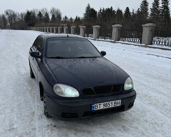 Синий Дэу Ланос, объемом двигателя 1.5 л и пробегом 150 тыс. км за 2000 $, фото 1 на Automoto.ua
