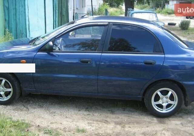 Синий Дэу Ланос, объемом двигателя 1.6 л и пробегом 221 тыс. км за 2990 $, фото 1 на Automoto.ua