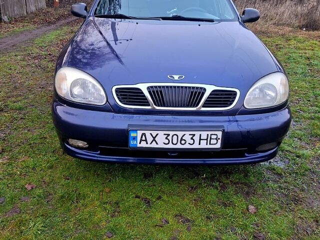 Синий Дэу Ланос, объемом двигателя 1.5 л и пробегом 214 тыс. км за 2000 $, фото 1 на Automoto.ua